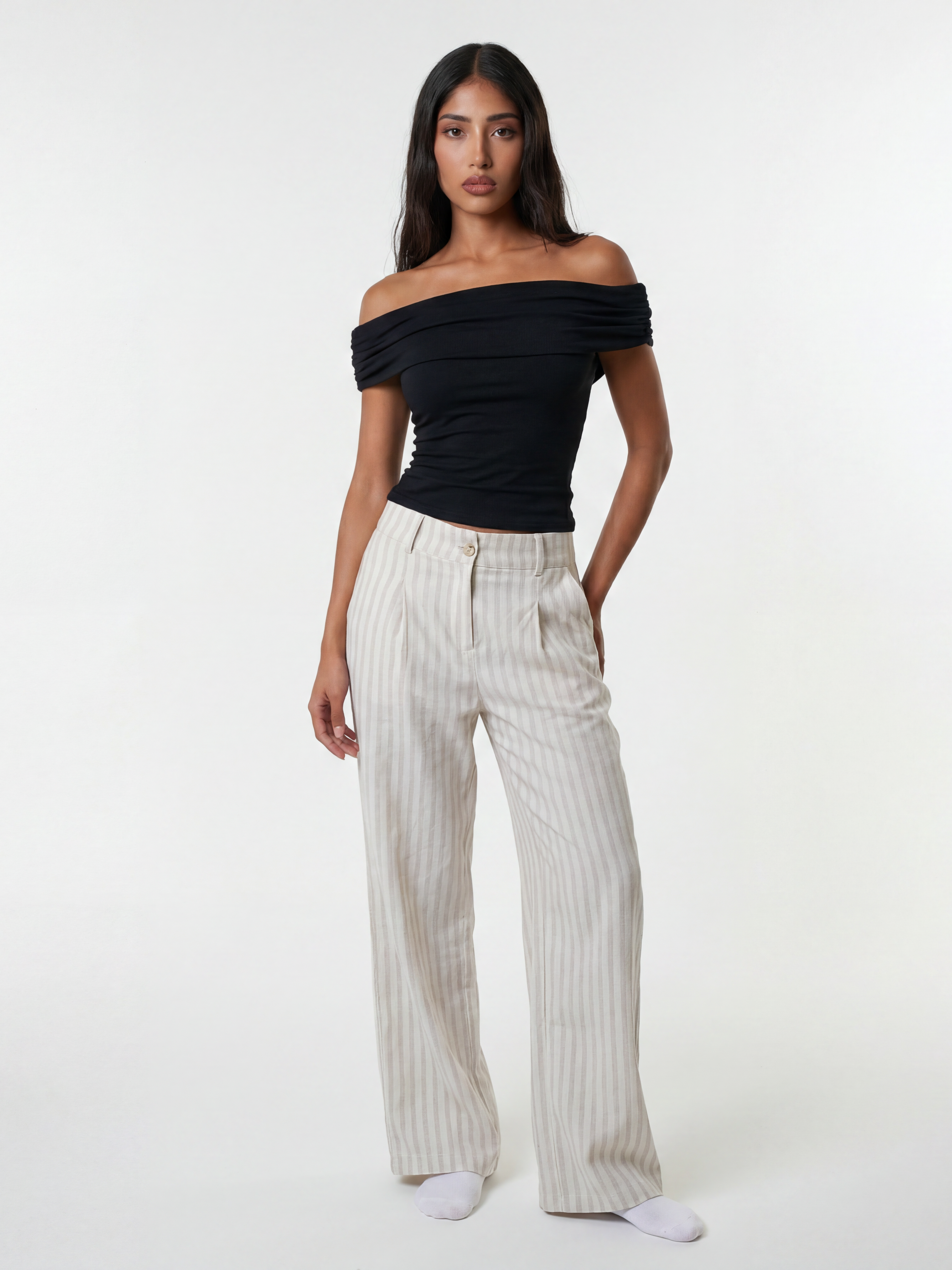 V-LINE PANTS