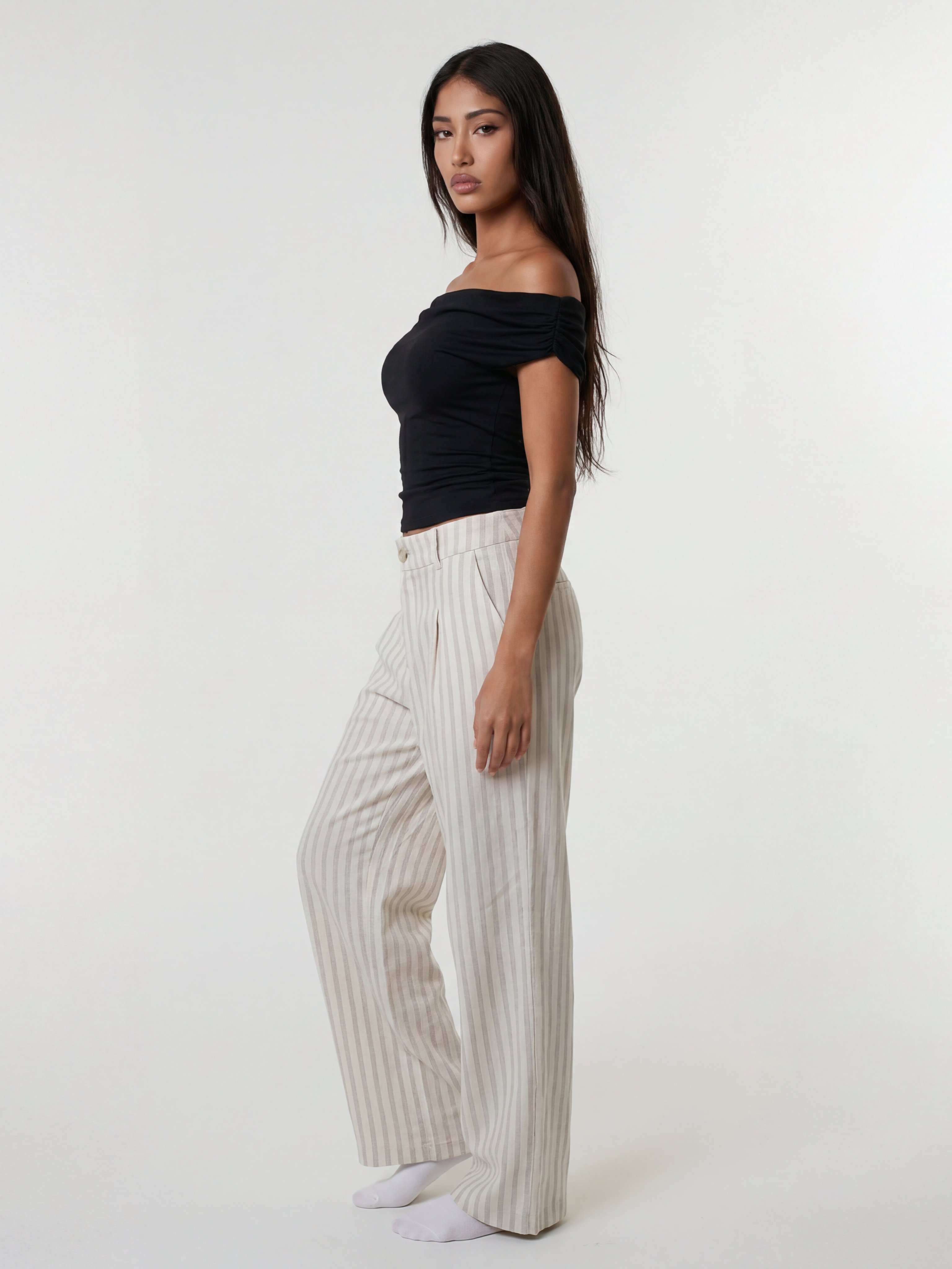 V-LINE PANTS